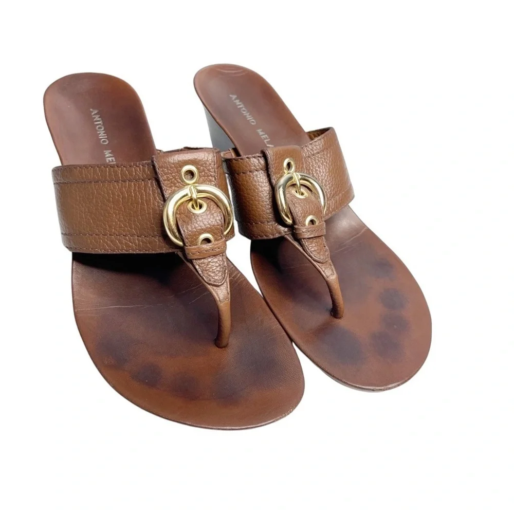 Antonio Melani stacked wedge brown leather thong heel/ gold buckle. Women 8M